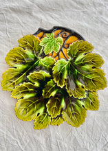 Load image into Gallery viewer, Leafy autumnal majolica wall plate