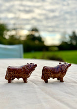 Load image into Gallery viewer, Rutherfords Highland Cow whiskey flask or decanter