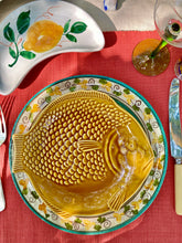 Load image into Gallery viewer, A set of 6 fish plates by Shorter & Son