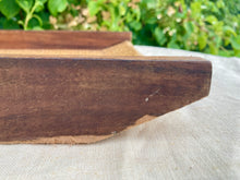 Load image into Gallery viewer, Woven seagrass covered wooden tray