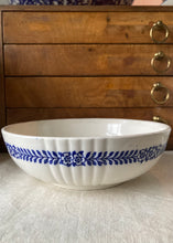 Load image into Gallery viewer, Wedgwood Galatta white bowl