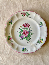 Load image into Gallery viewer, A set of 5 Luneville Faience dinner plates
