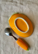 Load image into Gallery viewer, Majolica marmalade dish and matching spoon
