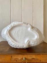 Load image into Gallery viewer, Large Dartmouth Swan vase