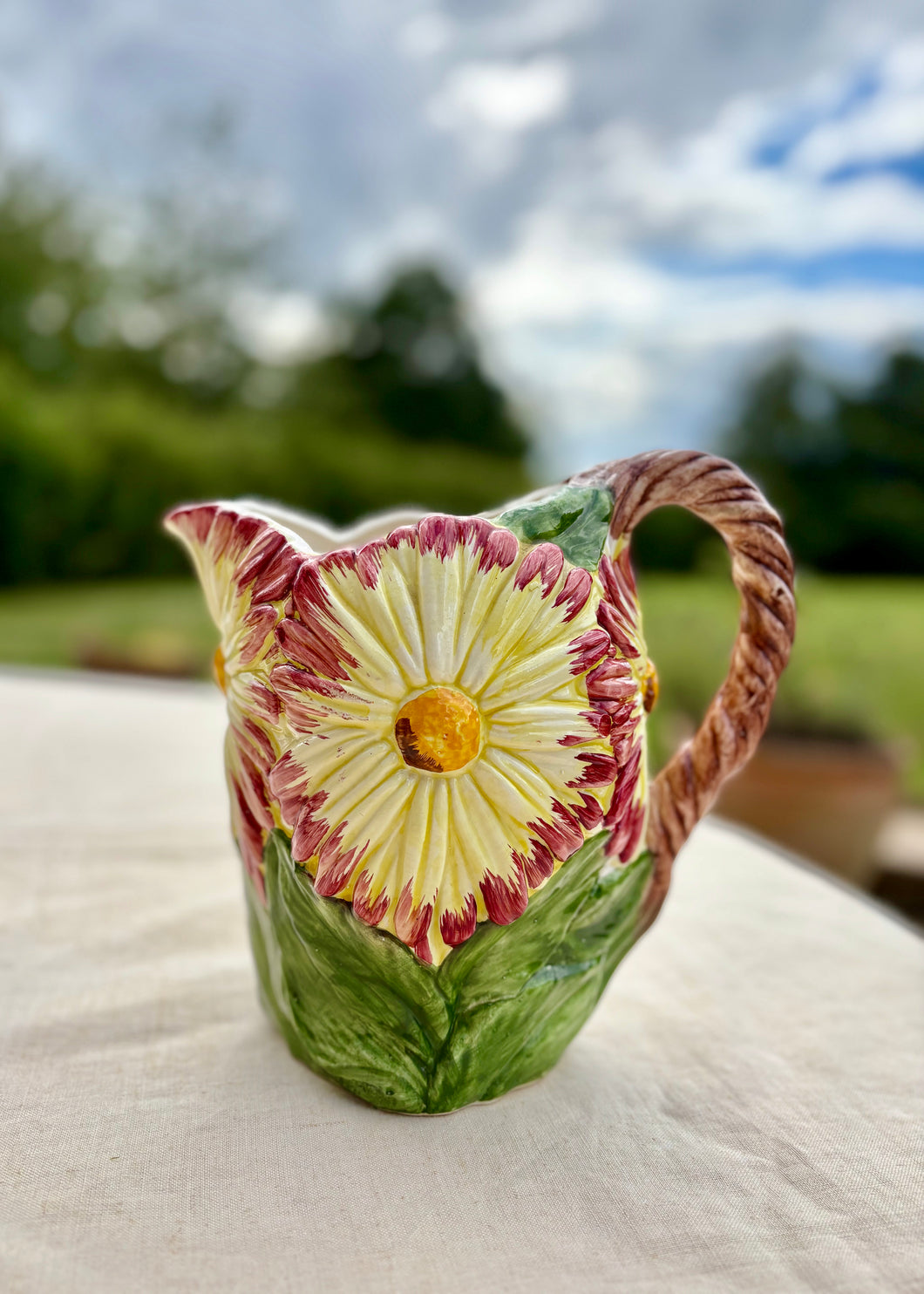 Large Italian majolica daisy jug