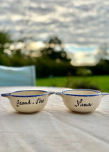 Load image into Gallery viewer, Hand painted French bowl from Brittany &#39;Nana&#39;
