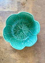 Load image into Gallery viewer, Small green cabbage ware bowl
