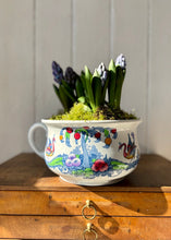 Load image into Gallery viewer, Antique decorative chamber pot/planter by Losol Ware
