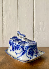 Load image into Gallery viewer, Antique blue and white cheese cloche
