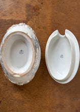 Load image into Gallery viewer, Grey and white transfer ware lidded tureens in oriental style with gilt trim
