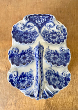Load image into Gallery viewer, Antique blue and white cheese cloche
