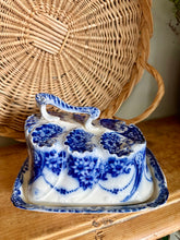 Load image into Gallery viewer, Antique blue and white cheese cloche
