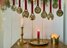Load image into Gallery viewer, Heart brass decoration
