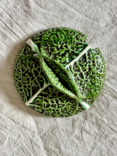 Load image into Gallery viewer, A cabbage ware lidded tureen and plate
