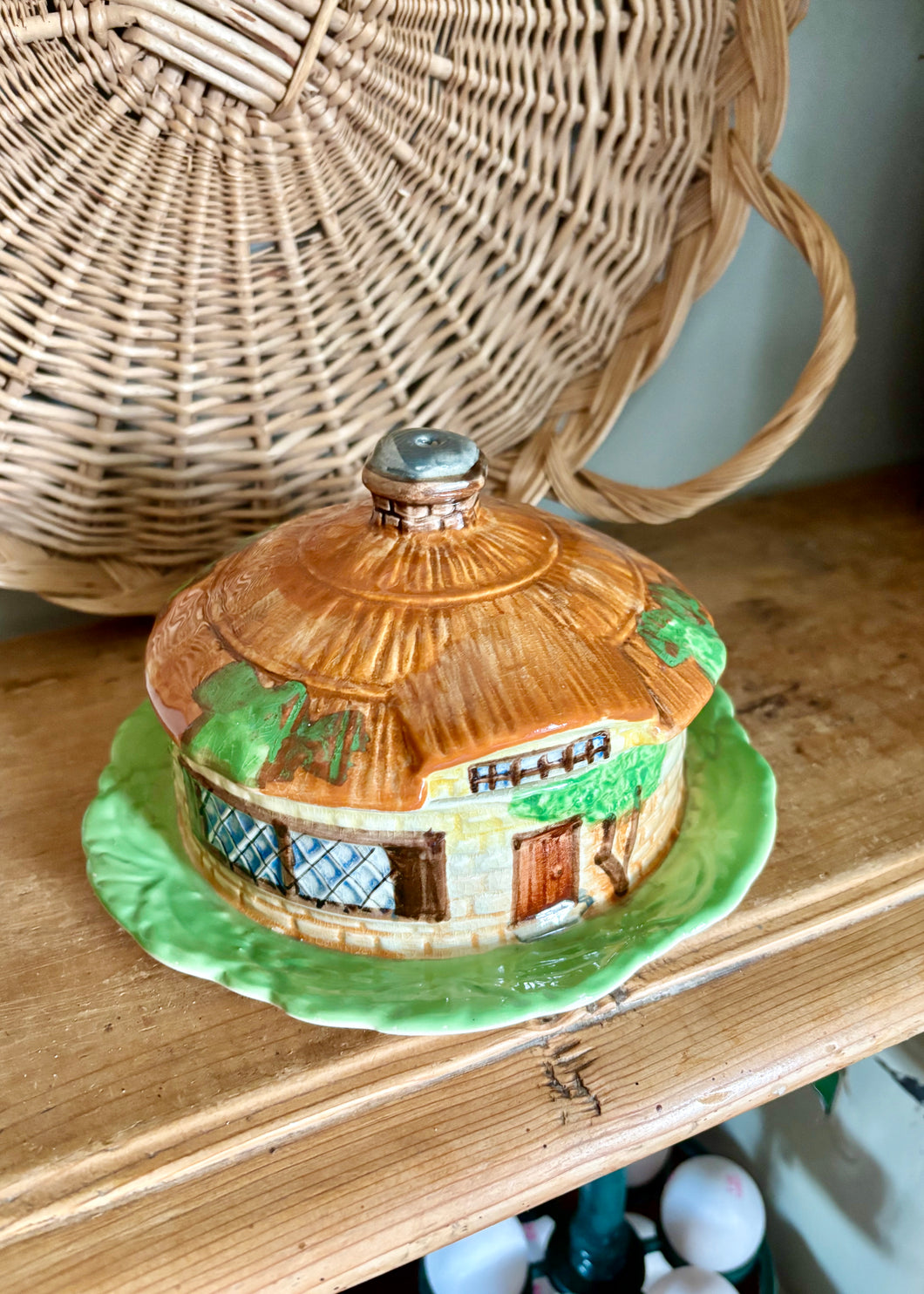 Beswick Ware thatched cottage covered dish