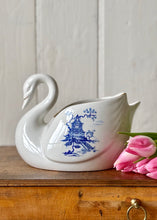 Load image into Gallery viewer, Royal Winton Willow Pattern swan planter
