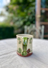 Load image into Gallery viewer, Small studio ware mug with birds and berries
