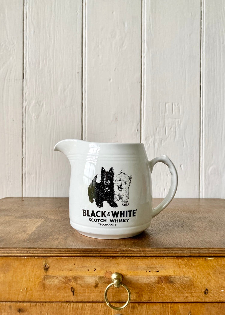 A Black & White Scotch Whisky 'Buchanan's' jug