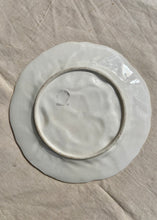 Load image into Gallery viewer, Large hand painted waterlily leafy platter by Bordallo Pinheiro

