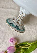 Load image into Gallery viewer, Pedestal dish with floral design and acanthus leaf border

