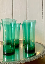 Load image into Gallery viewer, A set of Bristol Green beakers
