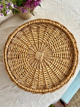 Load image into Gallery viewer, Large circular wicker tray
