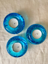 Load image into Gallery viewer, A set of 3 turquoise bubble glass tea light holders
