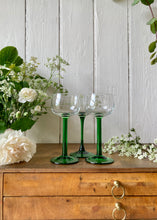 Load image into Gallery viewer, Set of 6 French glasses with green stems
