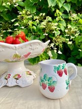 Load image into Gallery viewer, A sweet Italian strawberry jug
