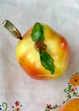 Load image into Gallery viewer, Majolica apple pot with lid
