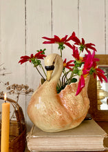 Load image into Gallery viewer, Large blush swan vase
