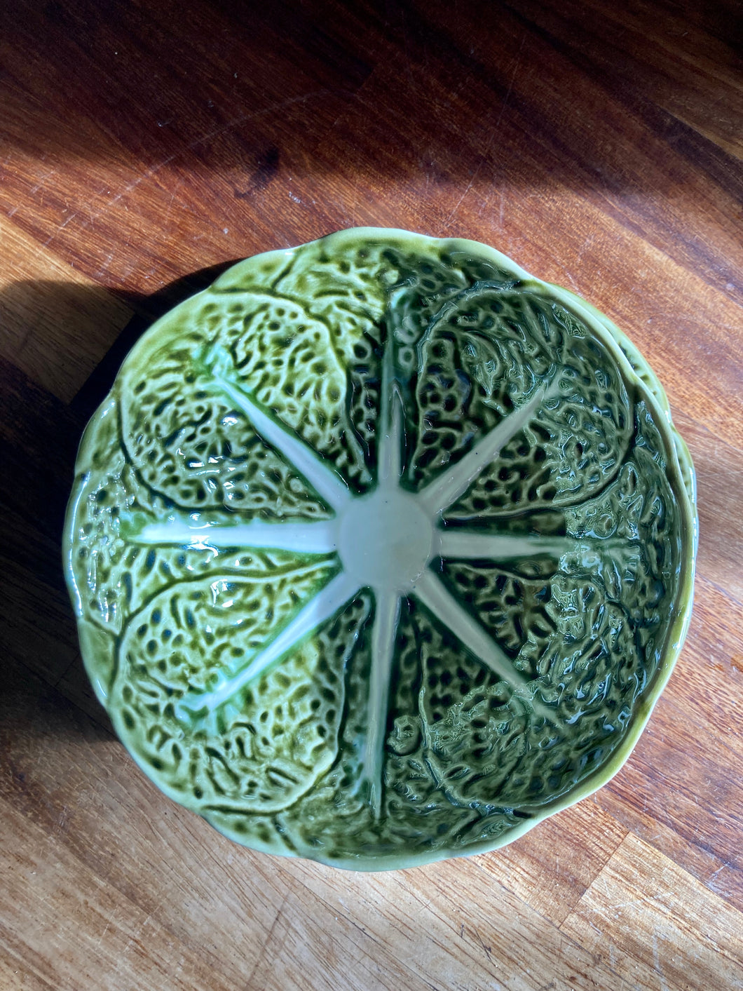 Cabbage ware bowl and plate