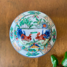 Load image into Gallery viewer, Decorative porcelain ginger jar
