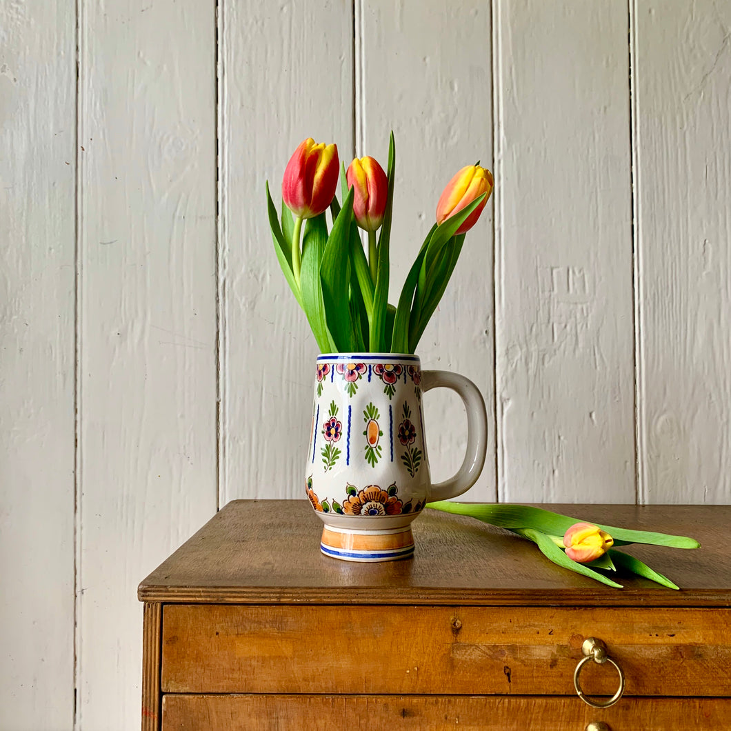 Delft floral design mug