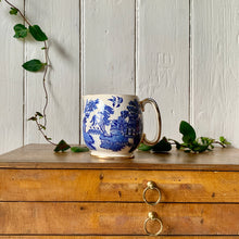 Load image into Gallery viewer, A Sadler willow pattern cream jug
