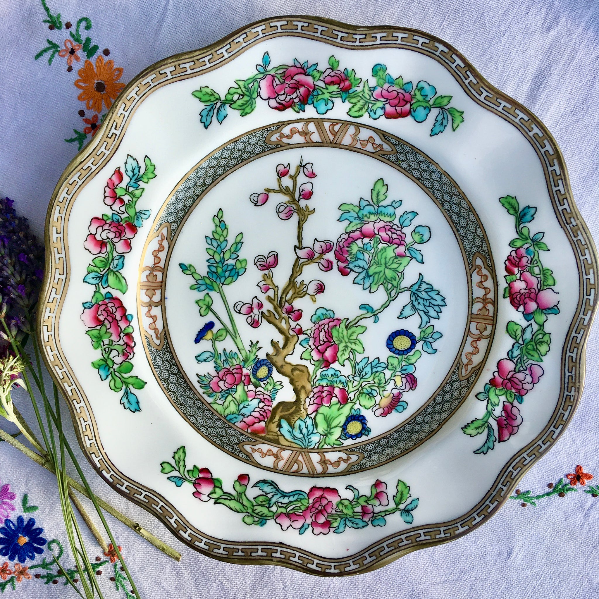 Assiettes vintage décor champêtre TRE CI | Sixty Vinty Assiettes vintage décor champêtre TRE CI | Sixty Vinty