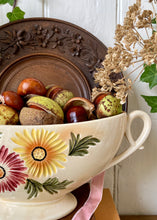 Load image into Gallery viewer, Sylvac hand painted sunflower mantle vase
