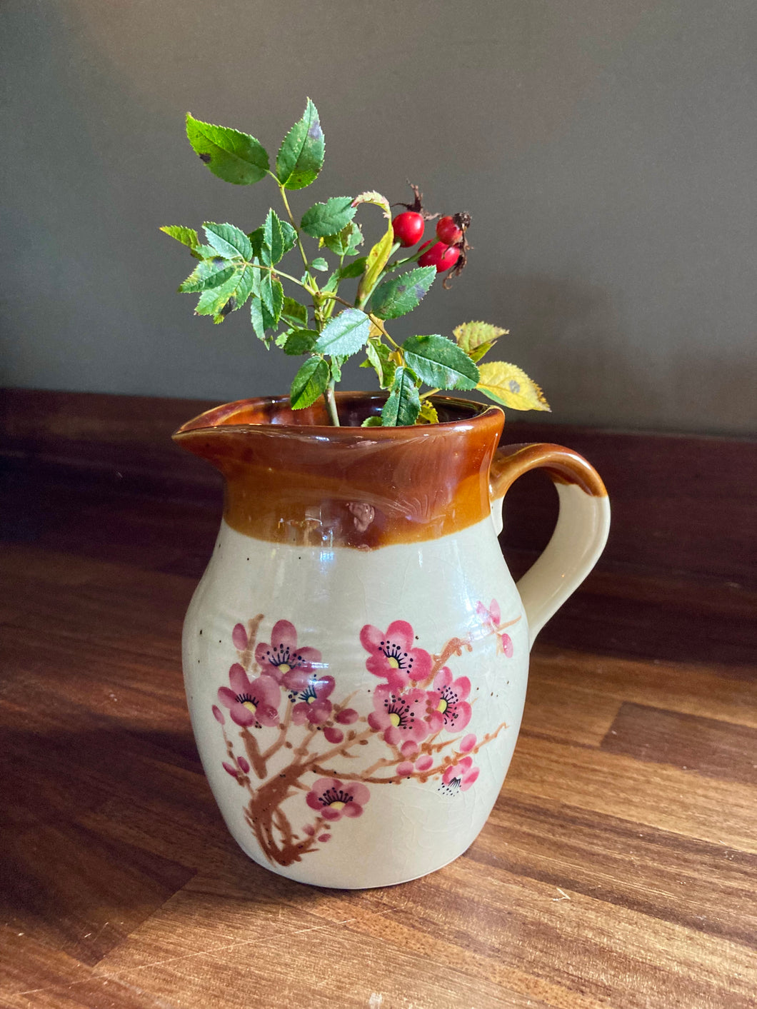 Stoneware neutral jug with pink blossom