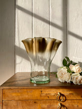 Load image into Gallery viewer, Large handkerchief gilt trim vase
