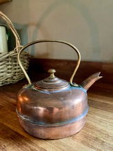 Load image into Gallery viewer, Small copper kettle with brass handle
