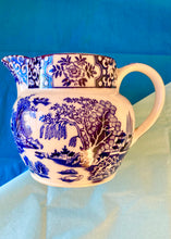 Load image into Gallery viewer, Green &amp; Co. Ltd &#39;Ming&#39; design blue and white jug
