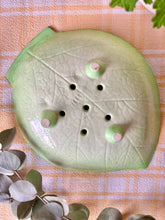 Load image into Gallery viewer, Carlton Ware green drainer dish - clematis pattern
