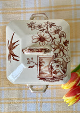Load image into Gallery viewer, Antique soap dish with drainer insert and lid
