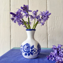 Load image into Gallery viewer, Portuguese floral bud vase
