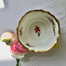Load image into Gallery viewer, Antique Hammersley &amp; Co., England - Dresden Spray (12668) - bowl
