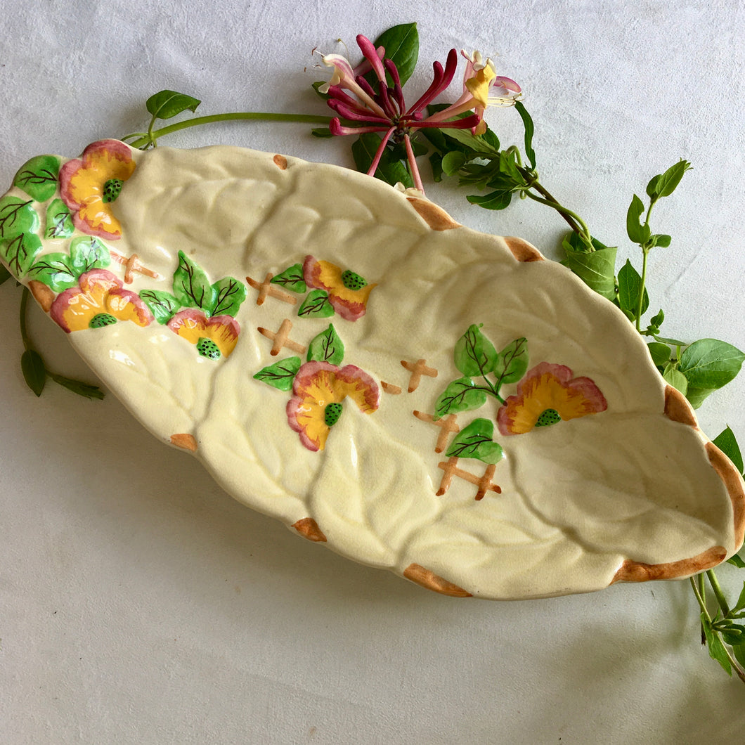 Brentleigh Ware leaf and floral dish in pale yellow