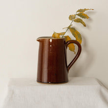 Load image into Gallery viewer, Denby ‘Bourne’ rich brown glazed medium sized jug - The Vintage Pieces
