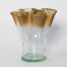 Load image into Gallery viewer, Large handkerchief gilt trim vase

